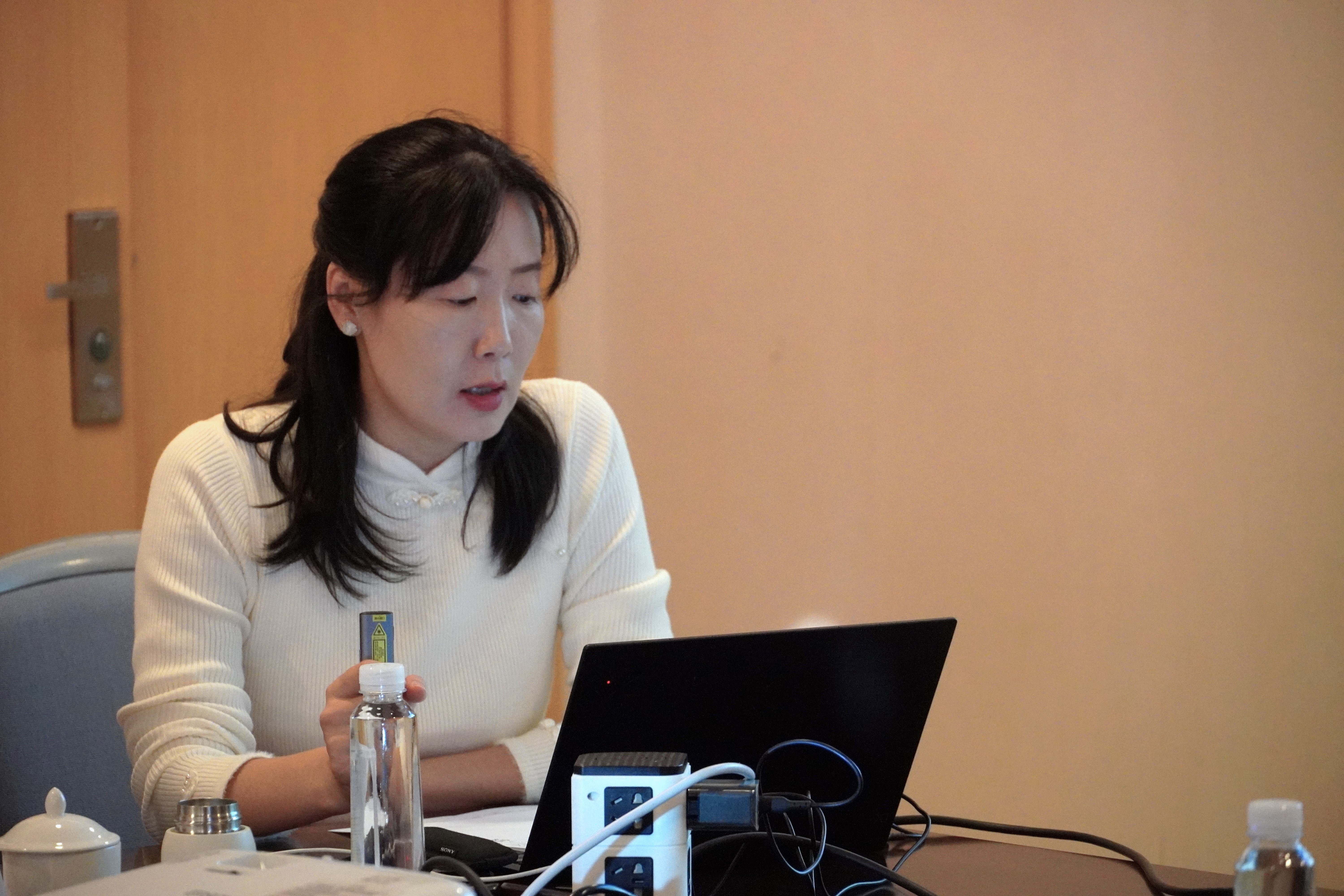 汇报3.JPG 汇报3.JPG