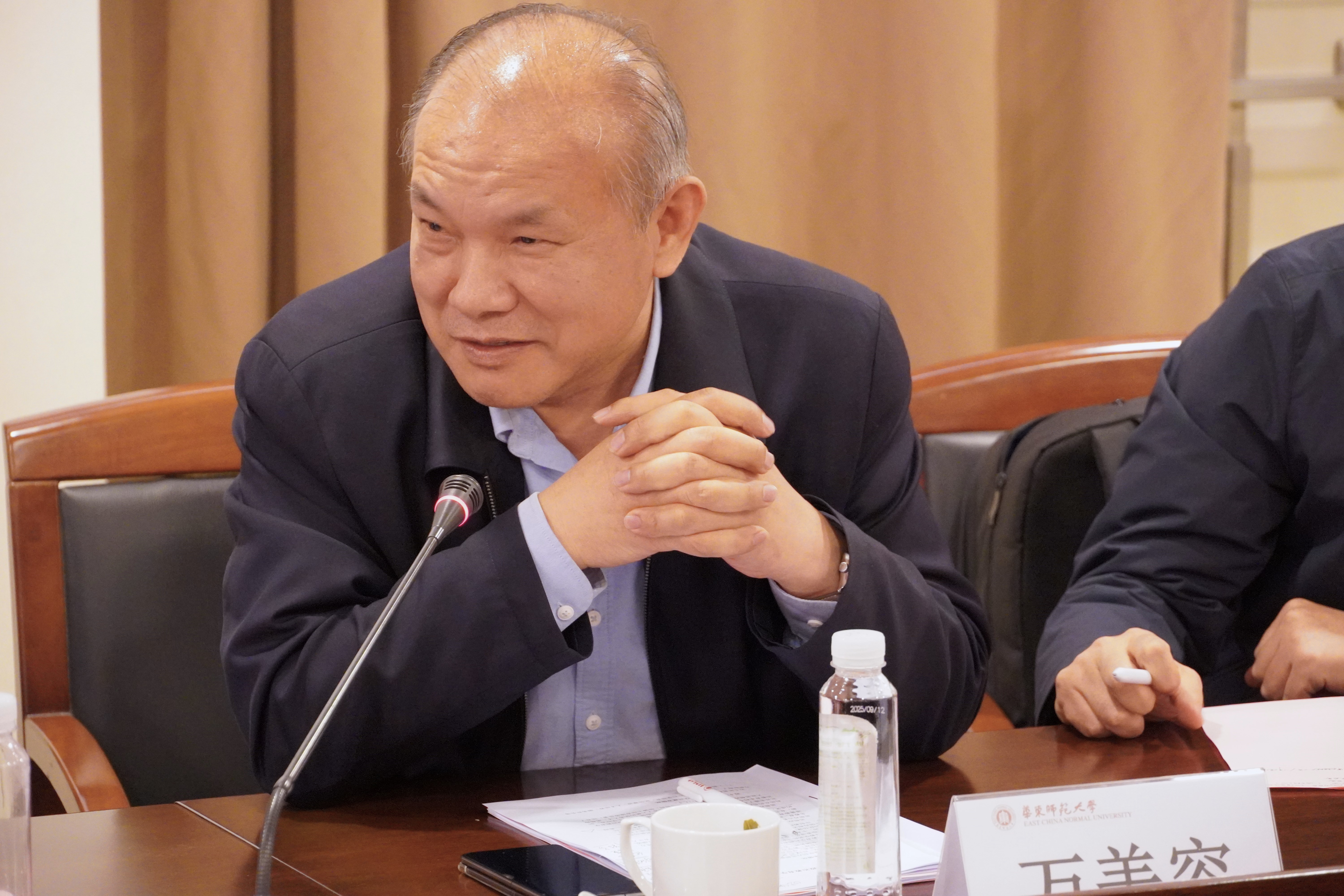 指导6.JPG 指导6.JPG